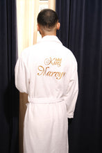 Charger l'image dans la galerie, Peignoir KING & QUEEN brodé en éponge personnalisée – Création For You