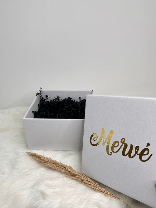 Boîte blanche élégante cadeau naissance mariage
