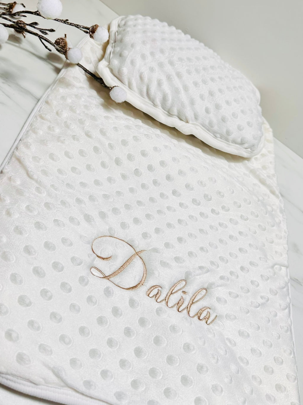 Matelas langer bébé portable coussin brodé prénom