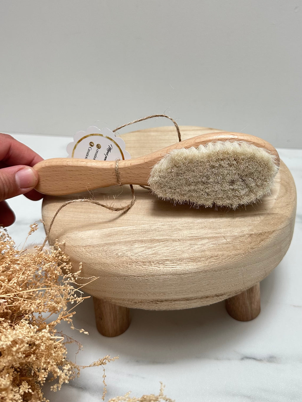 Brosse bébé bois naturel douce cadeau naissance