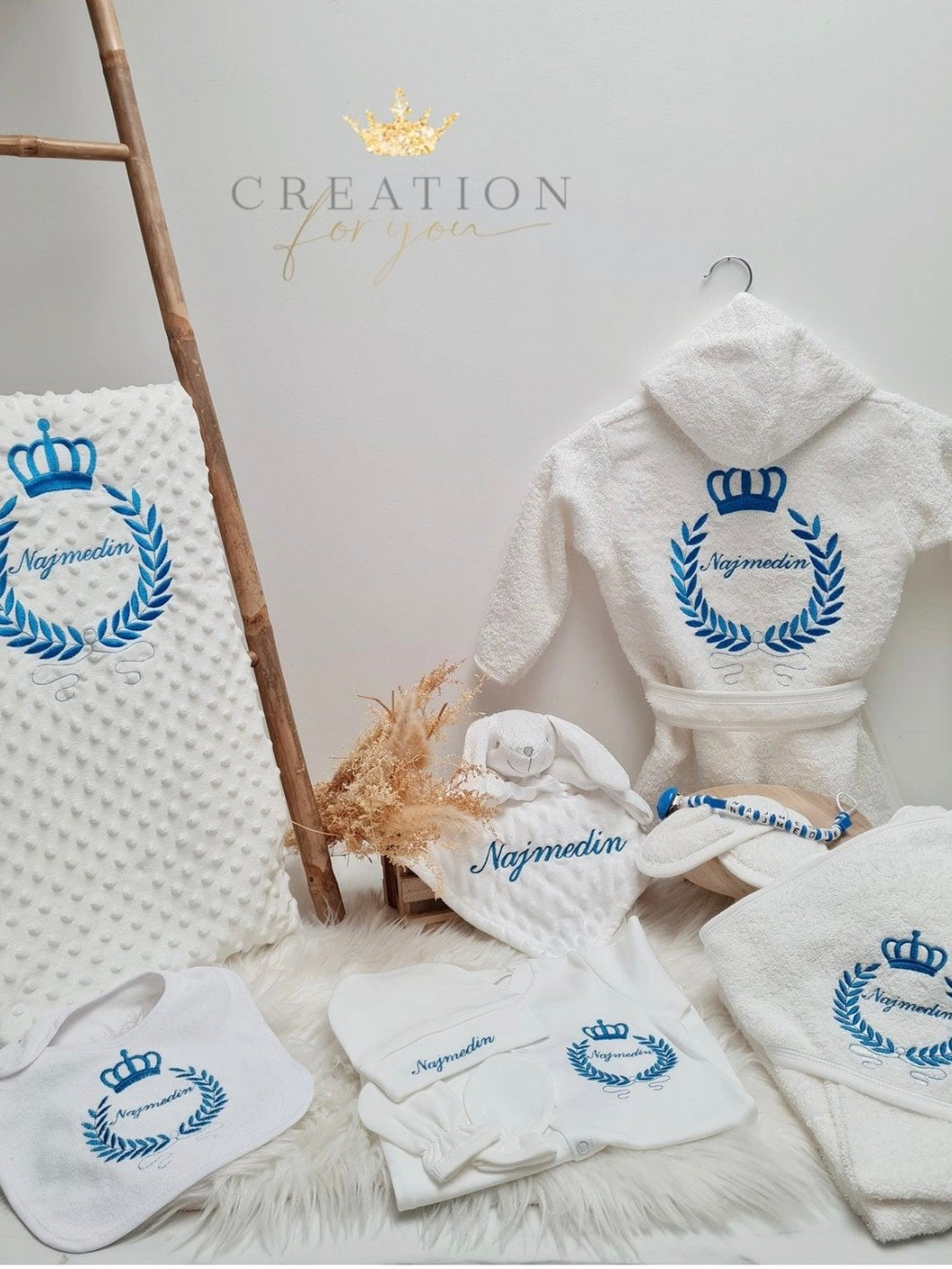 Royal blue royal box