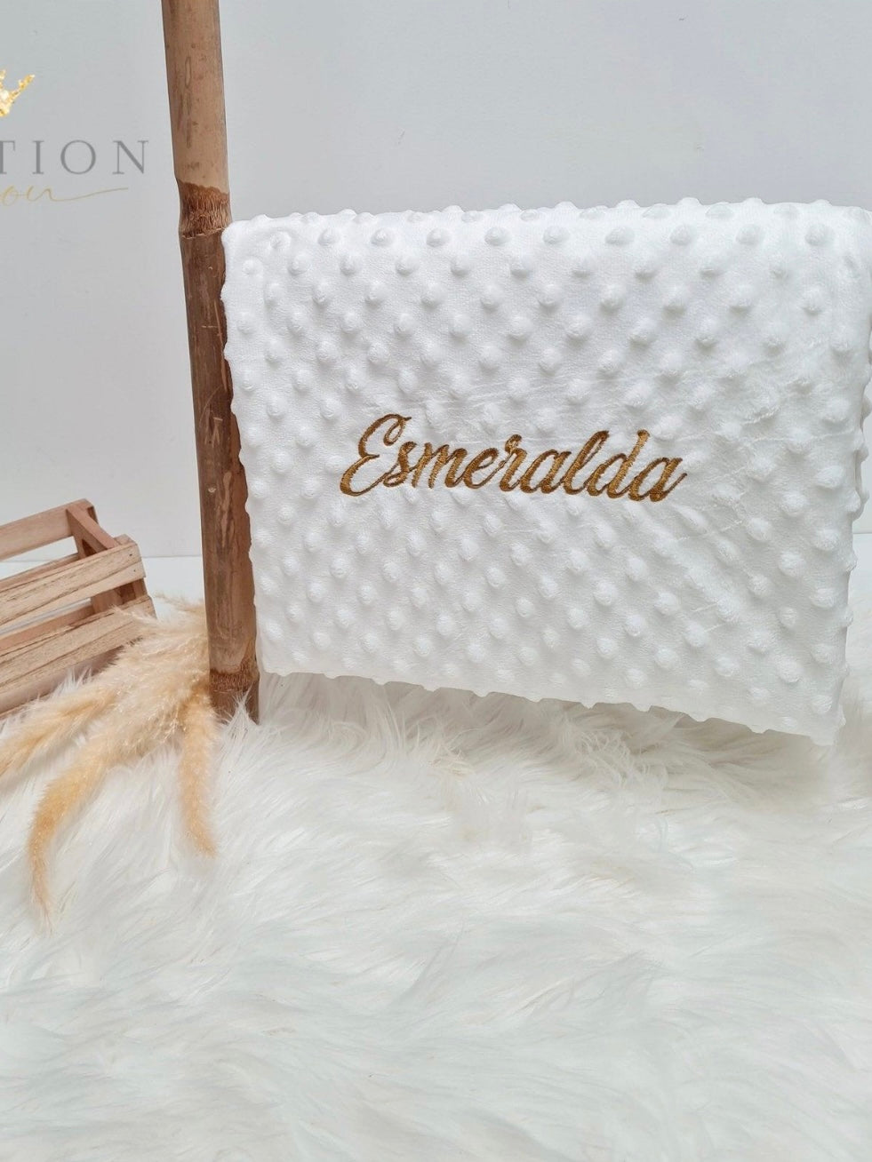 Couverture bébé broderie dorée personnalisée