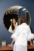 Peignoir en satin Bride manche plumes