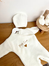 Charger l&#39;image dans la galerie, Pyjama 3 Pièces en Maille Personnalisé Brodé
