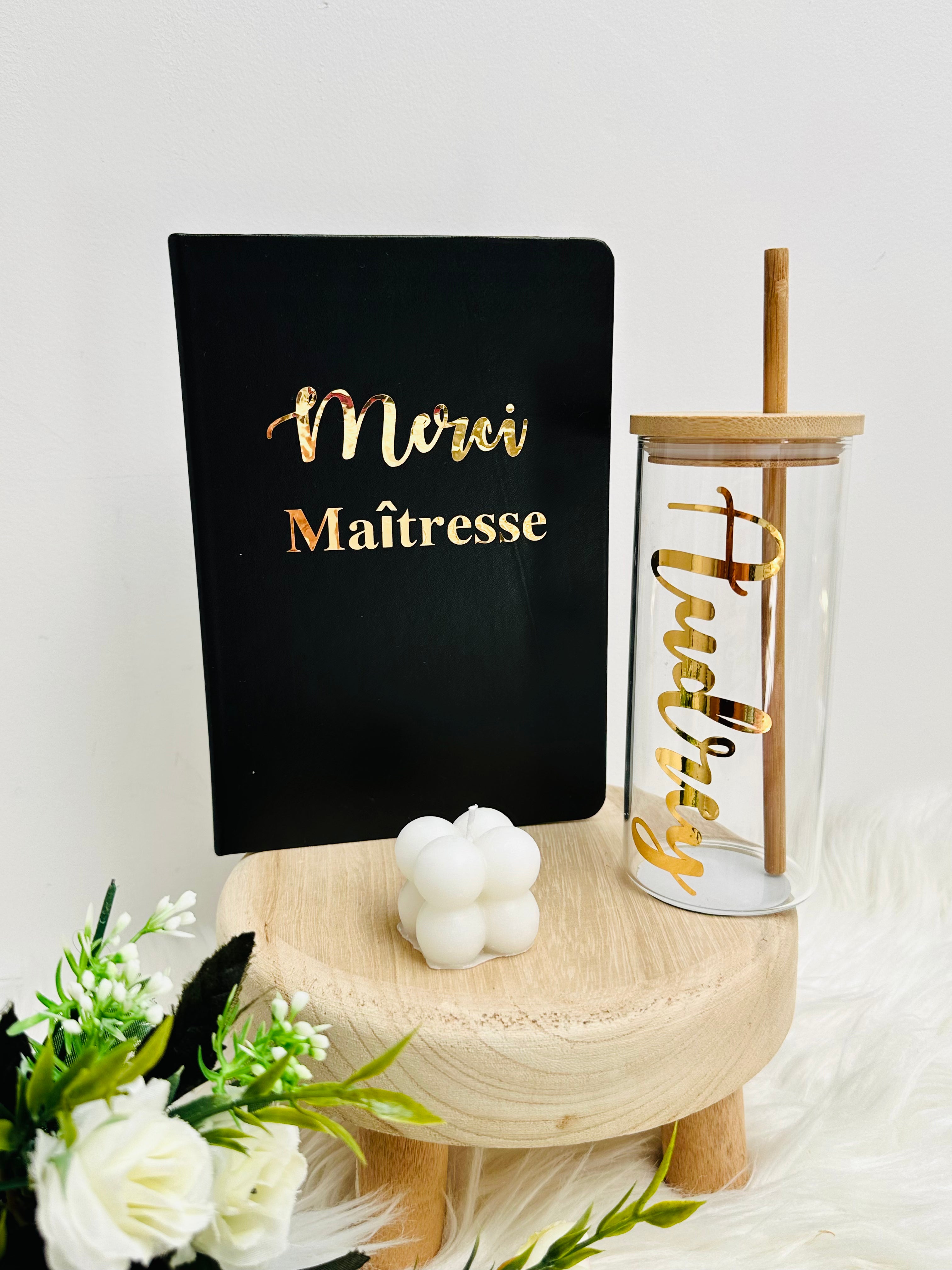 Notebook et verre en bambou