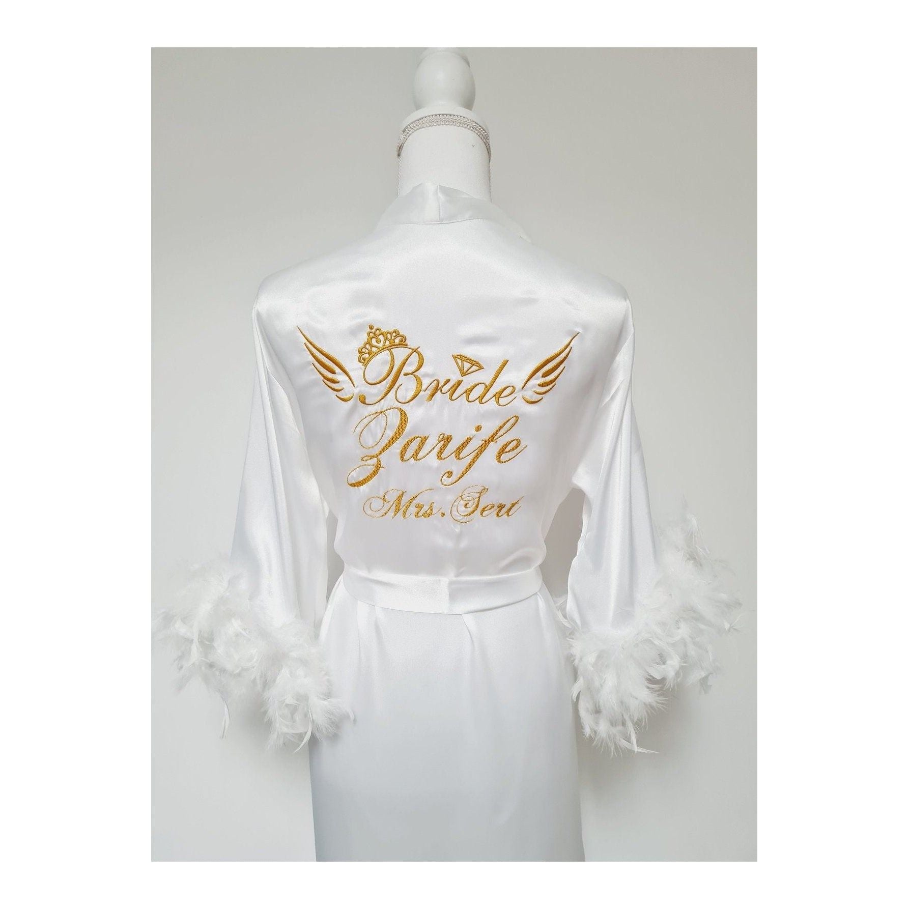 Tenue mariage personnalisée brodée prénom